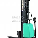半电动堆高车